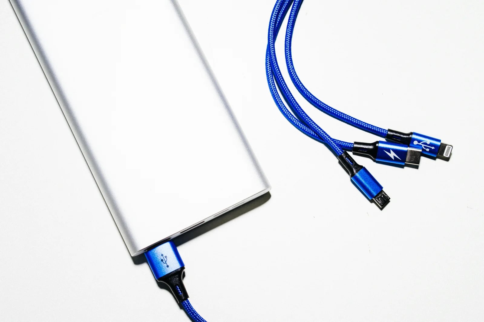 Power bank personnalisée avec marquage du logo : exemple de réalisation